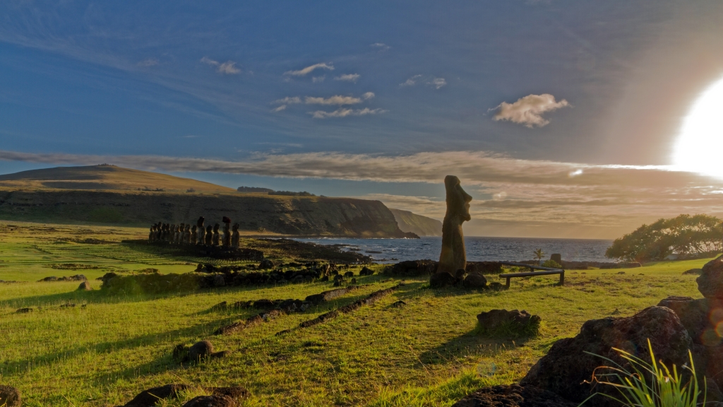 20 - Ile De Pâques (29) - Ahu Tongariki.jpg